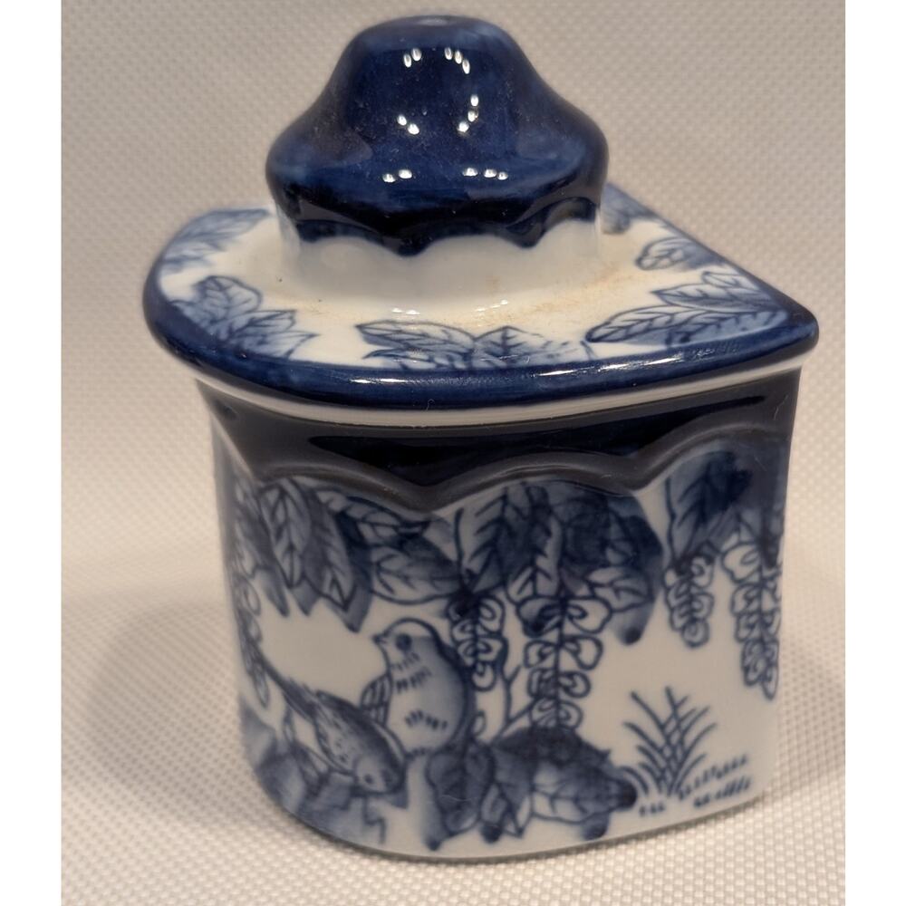 Bombay Blue & White Birds China Leaf Tray Salt & Pepper Shakers Sugar Bowl Spoon - Picture 8 of 16
